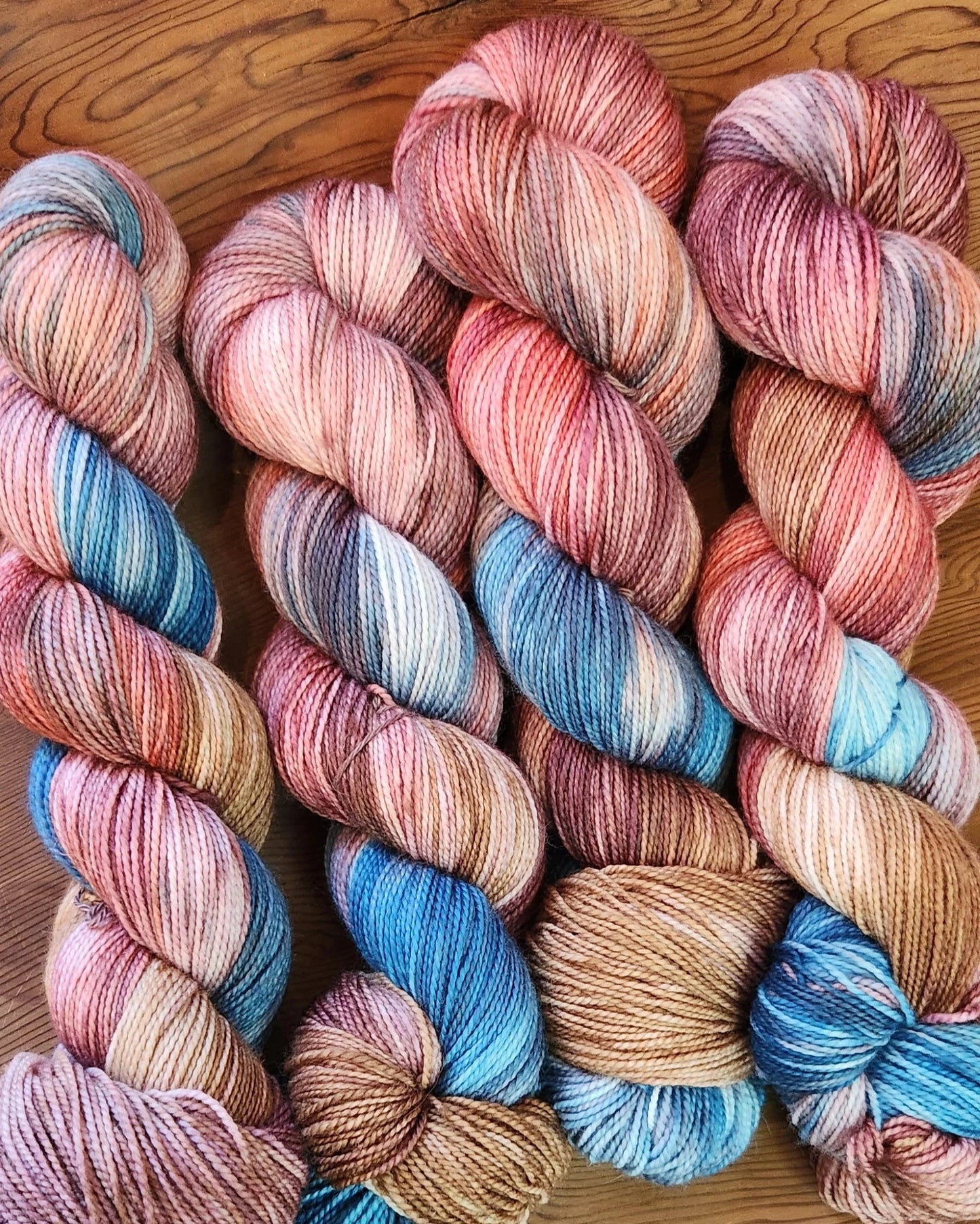 Aerie Tweed | Fingering | SW Merino, Donegal Nepps