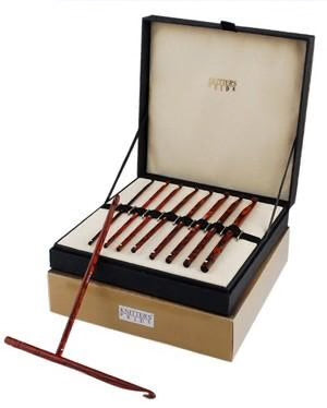 Preorder Symfonie Rose Crochet Hook Set in a Box