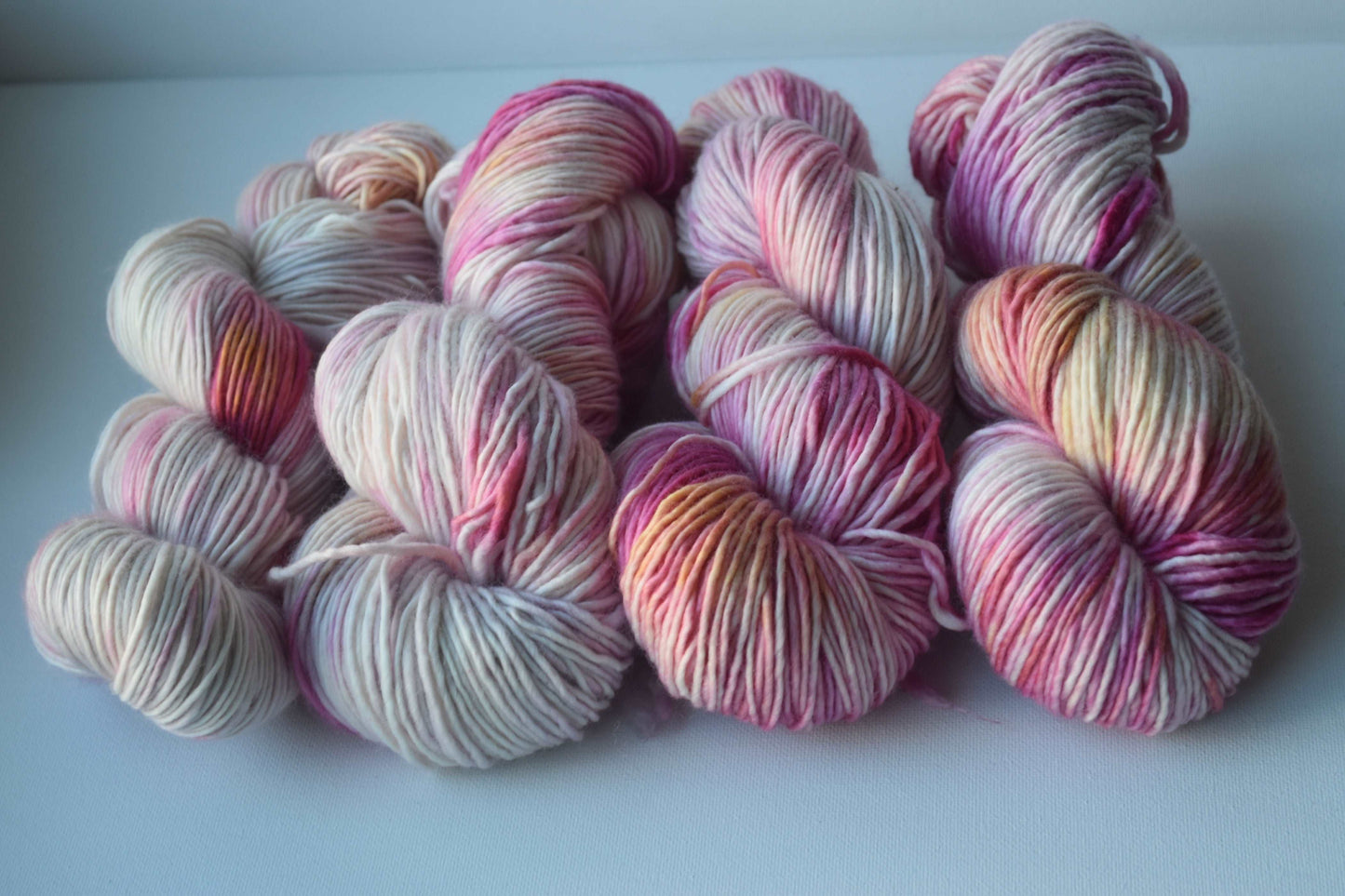 Yarn - Fuwa Fuwa | Worsted | SW Merino