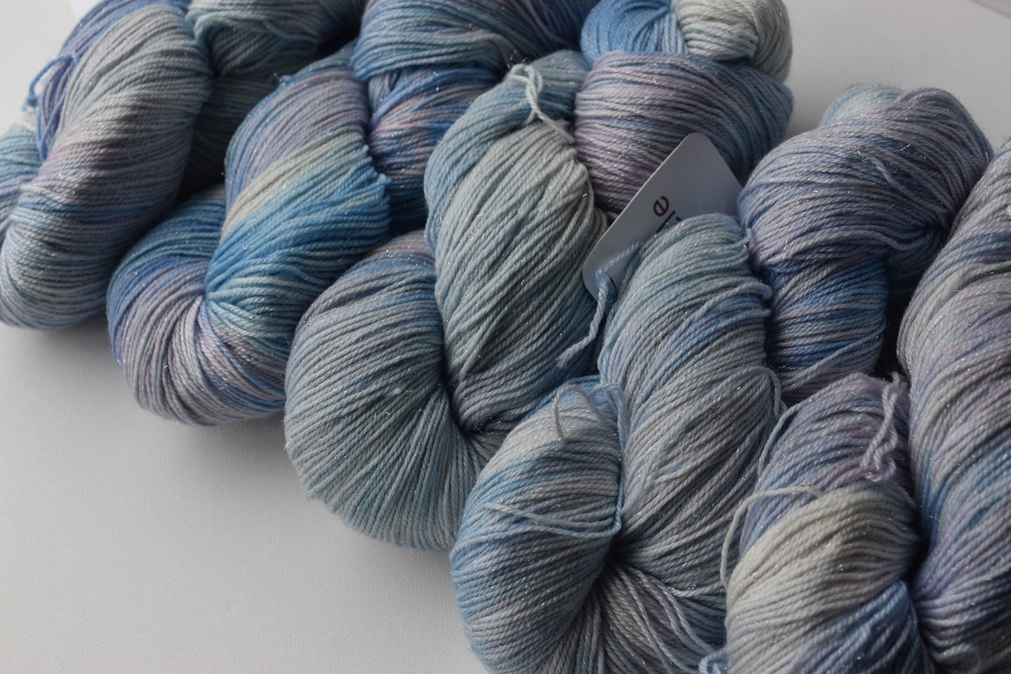 Yarn - Silver Lining | Fingering | SW Merino, Silver Stellina