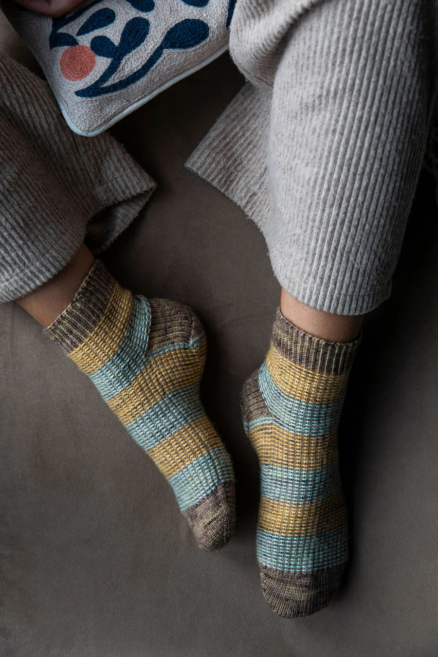 Scrappy Bookclub: 52 Weeks of Scrap Yarn