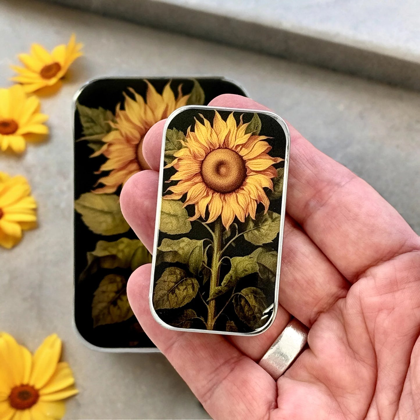 Sunflower Tin | Stitch Marker Tin