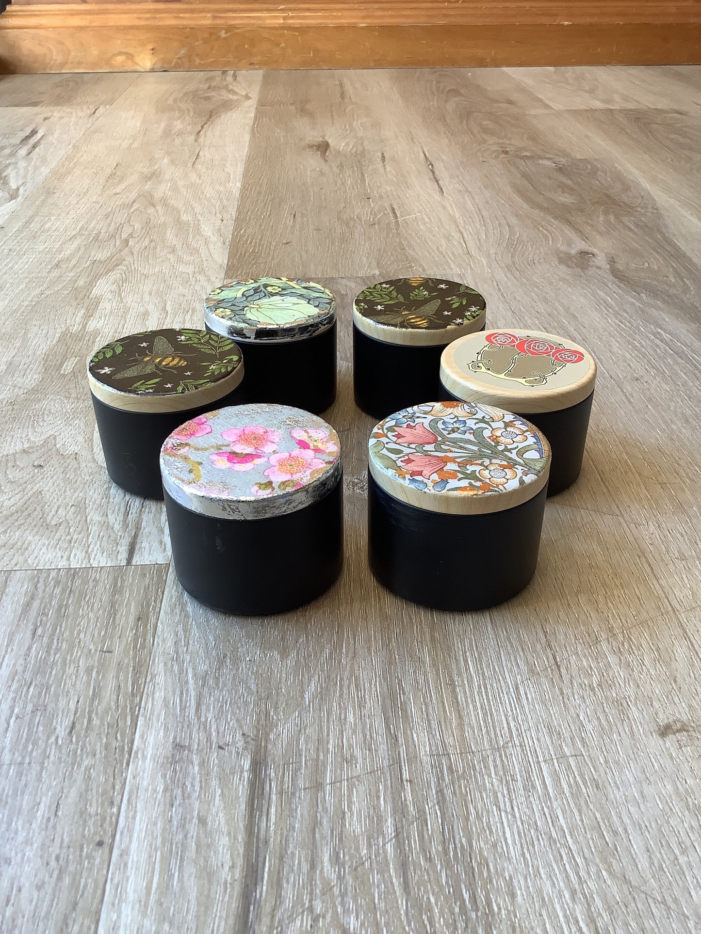 Stitch Holder Tins