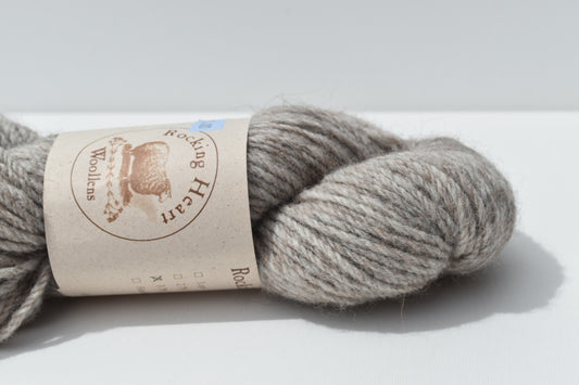 3 ply Oatmeal | Worsted | Corriedale, Alpaca