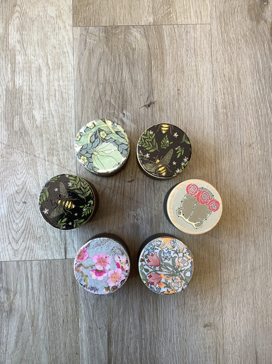 Stitch Holder Tins