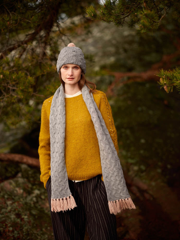 Entwined: Cables, Lace and Knitted Textures | Book