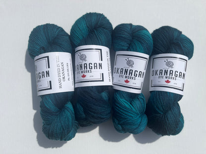3 Ply | 80/20 SW Merino/Nylon | Fingering