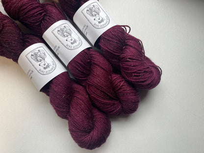 Firefly Sock | Fingering | SW Merino, Nylon, Stellina