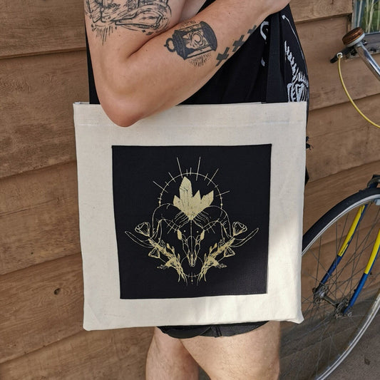 Project Bag - Ram Skull With Botanicals And Crystals Shoulder Tote
